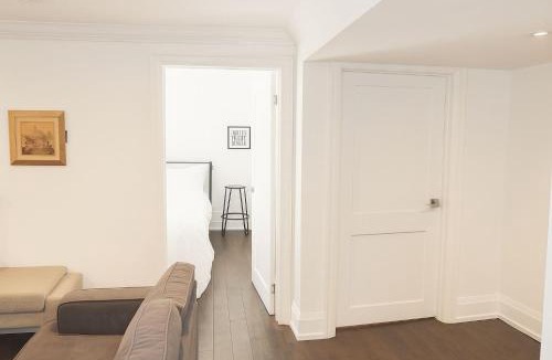 Fairview Apartment | Bright 2 Bed Basement Near Square One Mall Family Friendly Stay