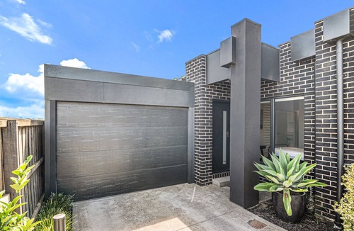 Glenroy Apartment | Bright 2-Bed Glenroy Home with Courtyard