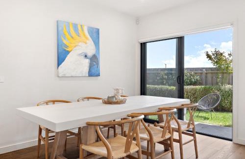 Glenroy House | Bright 2-Bed Glenroy Home with Courtyard