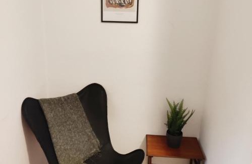 Aalborg Midtby Apartment | Bright 2 Bedroom Apartment on Superb Location