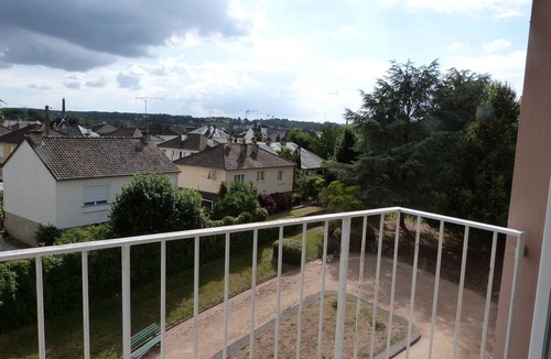 Laval Apartment | Bright 2 bedroom apartment