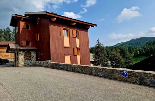 Peone Apartment | Bright 2-room apartment