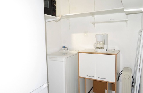 Sete Apartment | Bright 2-room flat with loggia and parking in Sète