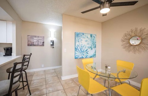 Winchester Apartment | Bright 2BD/2BA-Corner Apt. w/Great View