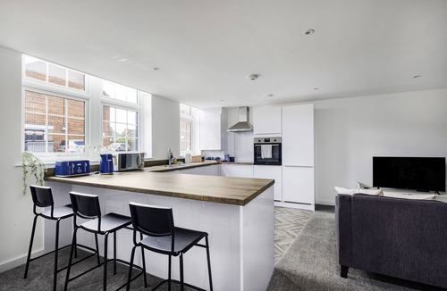 Worksop Apartment | Bright 2bed Apartment in Worksop