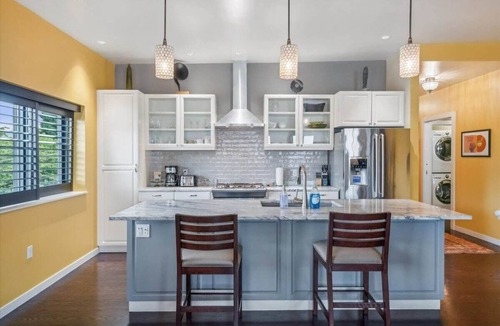 Belmont Hotel | Bright 2BR/1BA w/Full Kitchen, Walkability + Gated Parking