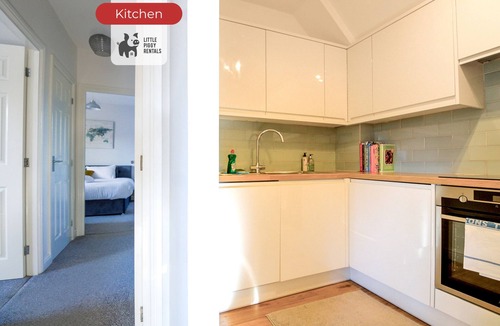 Hatfield Apartment | Bright 2BR Hatfield Gem + Parking