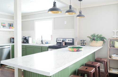 Clanton House | Bright 2BR Stay | Pets Allowed + WiFi