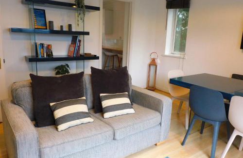 Govan Apartment | Bright 3 Bed Apt overlooking the Clyde SEC & Hydro