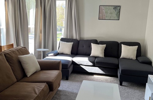 Potsdam House | Bright 3-bedroom townhome in Potsdam walk to SUNY, Clarkson downtown