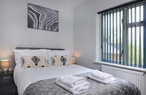 Southampton House | Bright 3bed Home Ideal Location & Free Parking