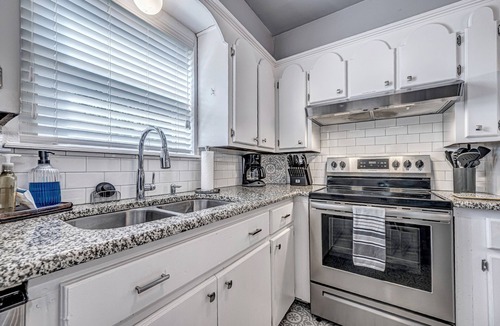 Norman House | Bright 3BR 2BA Entire Home in Norman-Close to OU!