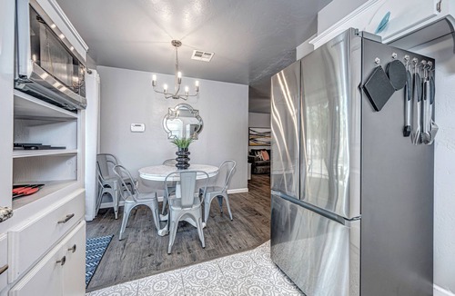 Norman House | Bright 3BR 2BA Entire Home in Norman-Close to OU!