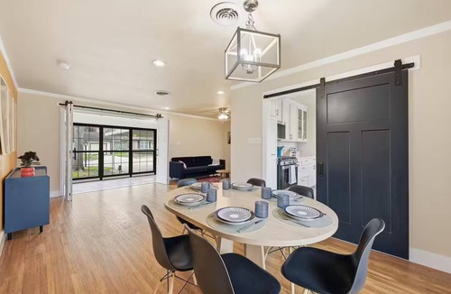 Haltom City House | Bright 3BR Retreat Near Stockyards & AT&T Stadium