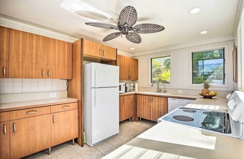 Kailua-Kona House | Bright & Airy Beach House w/Oceanfront Views