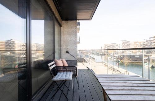 Copenhagen SV Apartment | Bright & Airy Canal-Side Retreat for 6
