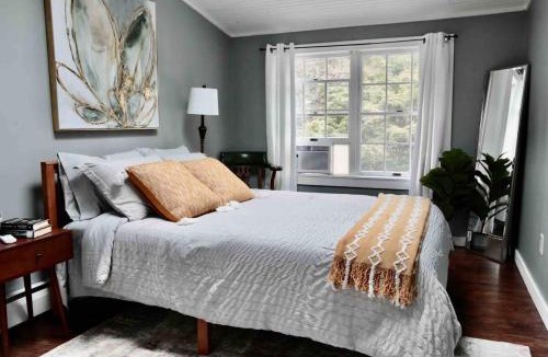 Hudson House | Bright, Airy Home in Hudson!