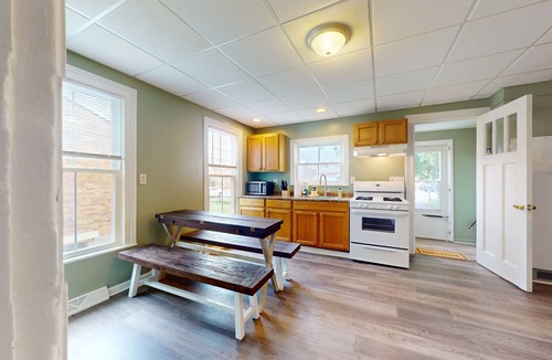 Canandaigua Apartment | Bright and airy apartment in wine region & close to lakes