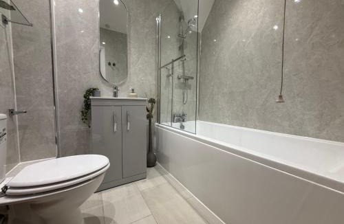 Southsea Apartment | Bright and Breezy