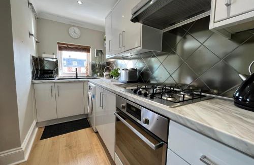 Southsea Apartment | Bright and Breezy