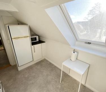 Aalborg Apartment | Bright and central city apartment near Aalborg Bus