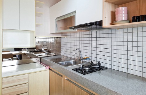 Pinang Apartment | Bright And Comfy 2Br Apartment At Paddington Heights