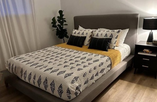 Dauphin House | Bright and Cozy Bungalow in Dauphin