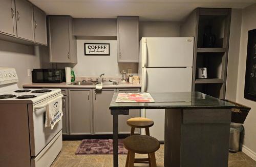 Riverview Apartment | Bright and Cozy Studio