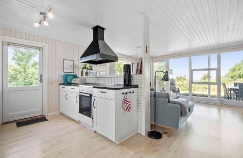 Vang House | Bright And Cozy Summer House With Sea View