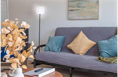 Denver Heights Apartment | Bright and Fancy 3-Bedroom Near Fun Riverwalk