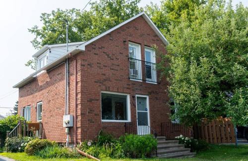 Gatineau Apartment | Bright and Lofty 2BR in Gatineau