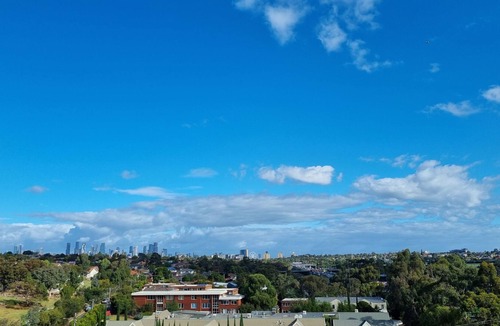 Brunswick West Apartment | Bright and Modern in Brunswick