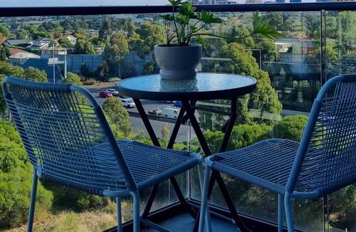 Brunswick West Apartment | Bright and Modern in Brunswick