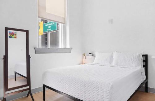 Downtown Louisville Apartment | Bright and Modern Studio in Louisville # 303