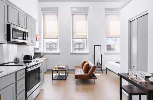 Downtown Louisville Apartment | Bright and Modern Studio in Louisville # 303