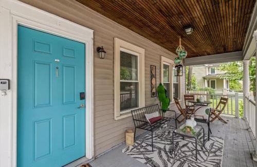 Ypsilanti Apartment | Bright and Newly Remodeled Apartment Near EMU 1