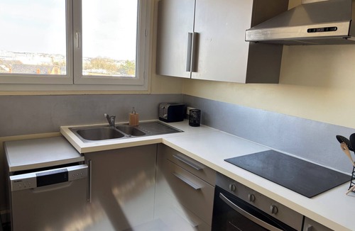 Francisco-Ferrer - Vern Apartment | Bright and quiet apartment close to the center of Rennes and the train station.