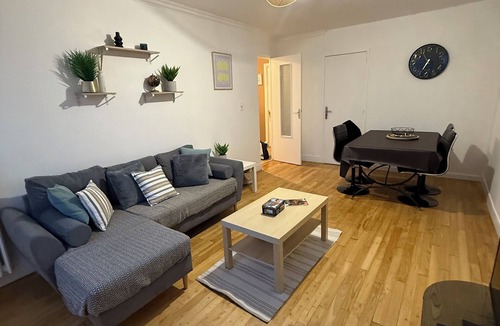 Francisco-Ferrer - Vern Apartment | Bright and quiet apartment close to the center of Rennes and the train station.