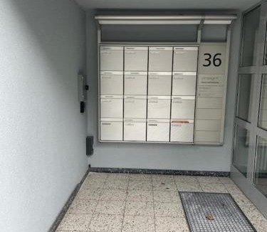 Hirslanden Apartment | Bright and quiet studio in the city center - Sky1