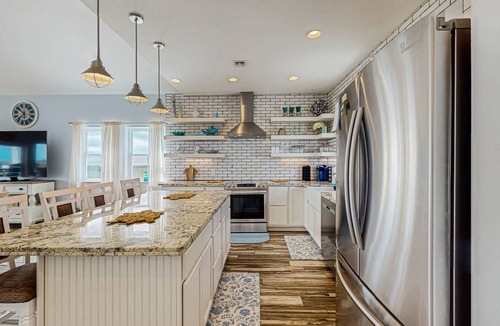 Port Aransas House | Bright and spacious home steps from the sand w/Shared Pool & Private Balcony