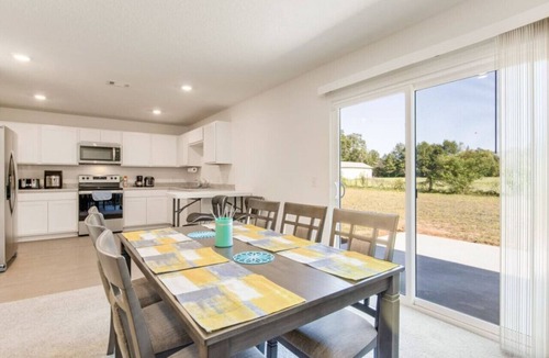 Florida Panhandle House | Bright and Spacious 4 Bed/2 Bath