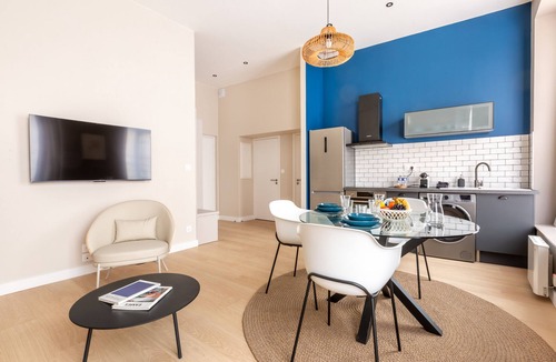 Lille Centre Ville Apartment | Bright and spacious one bedroom apartment
