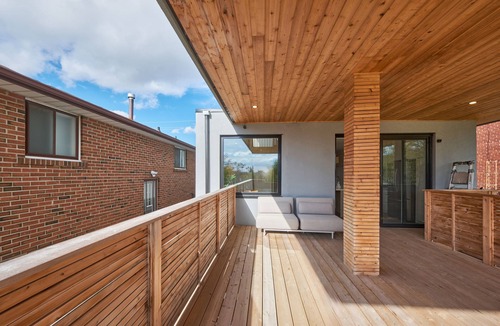 Rustic House | Bright and Spacious Private Room with Private Bathroom in a Shared House
