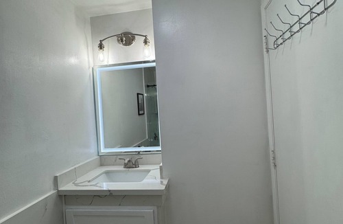 Marina Faire House | Bright and spacious home in San Leandro