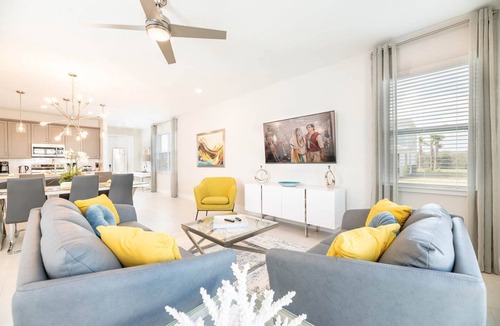 Bay Lake House | Bright and Sunny Townhouse with Games Room at Reunion
