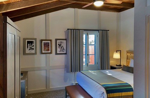 Grand Canyon Village Cabin | Bright Angel Lodge – Inside the Park