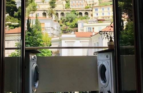 Beaulieu-sur-Mer Apartment | Bright apartment with sea view