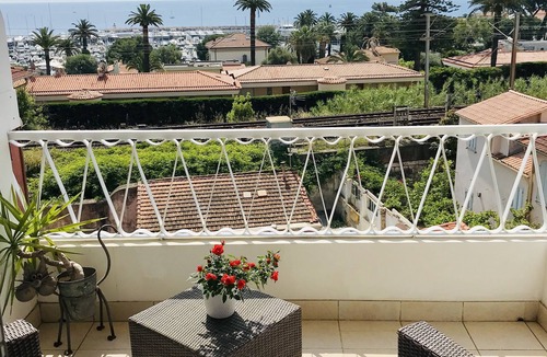 Beaulieu-sur-Mer Apartment | Bright apartment with sea view