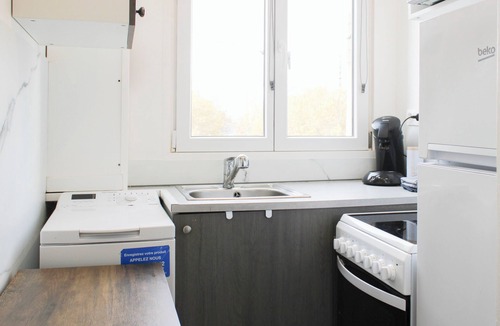 Saint-Denis Apartment | Bright Apartment at the Gates of Paris