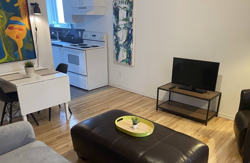 Trois-Rivieres Apartment | Bright apartment with balcony - CITQ311565